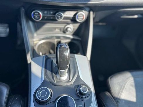 Used 2018 Alfa Romeo Stelvio Ti Sport AWD/4WD image 27