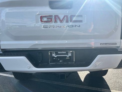 New 2026 GMC Canyon Elevation w/ Convenience Package image 46
