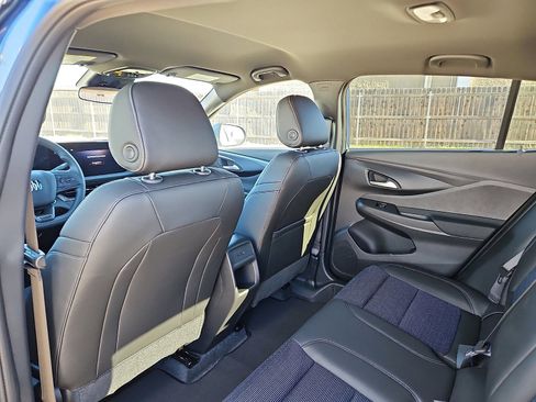 New 2026 Buick Envista Preferred w/ Convenience II Package image 10