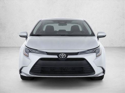 Certified 2026 Toyota Corolla LE FWD image 2