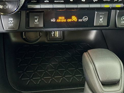 Certified 2024 Toyota RAV4 XLE w/ Convenience Package AWD/4WD image 12
