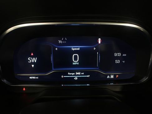 Used 2023 Chevrolet Tahoe Z71 w/ Luxury Package image 14