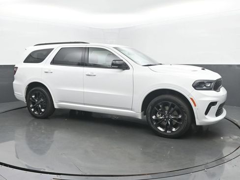 Used 2024 Dodge Durango GT AWD/4WD image 7