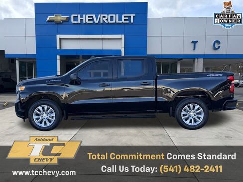 Certified 2022 Chevrolet Silverado 1500 Custom image 2