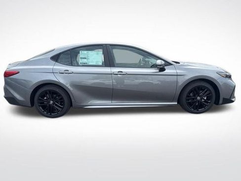 New 2026 Toyota Camry SE FWD image 6