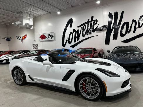 Used 2019 Chevrolet Corvette Z06 RWD image 23