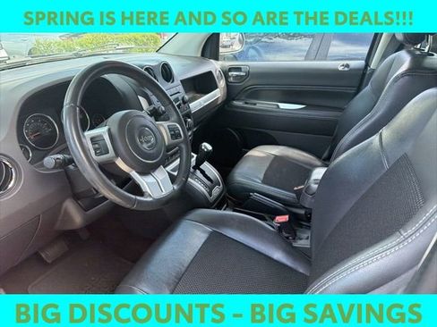 Used 2015 Jeep Compass Latitude image 6