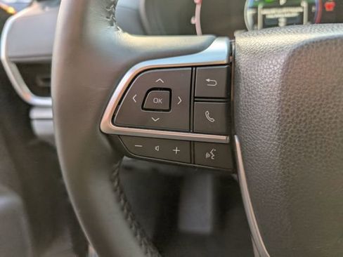 Used 2025 Toyota Grand Highlander FWD image 18