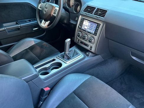 Used 2011 Dodge Challenger SRT8 w/ Green w/Envy Group image 15