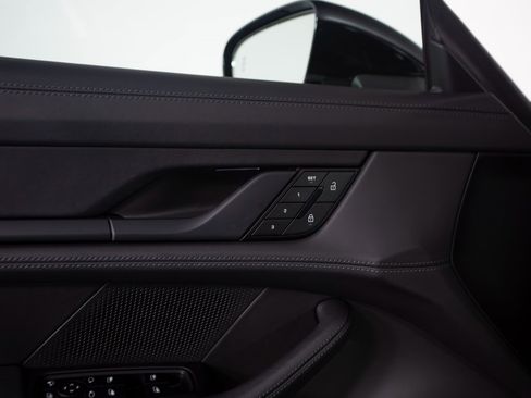 Certified 2023 Porsche Taycan 4S image 16