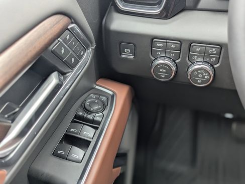 New 2026 GMC Sierra 3500 Denali Ultimate image 24