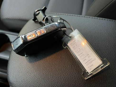 Used 2025 Kia Soul LX w/ LX Technology Package image 21