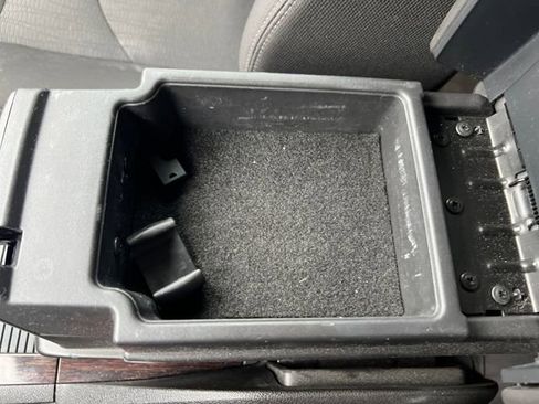 Used 2017 Chevrolet Traverse LT image 21