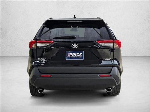 Used 2024 Toyota RAV4 XLE FWD image 6