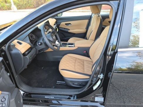 New 2025 Nissan Sentra SV w/ SV Premium Package image 16