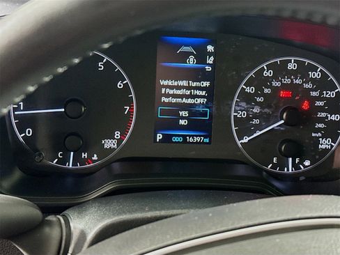 Certified 2023 Toyota Corolla SE w/ Carpet Mat Package (TMS) image 8