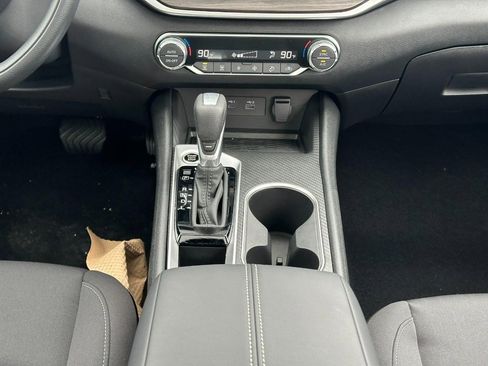 New 2025 Nissan Altima 2.5 SV w/ SV Special Edition Package image 9