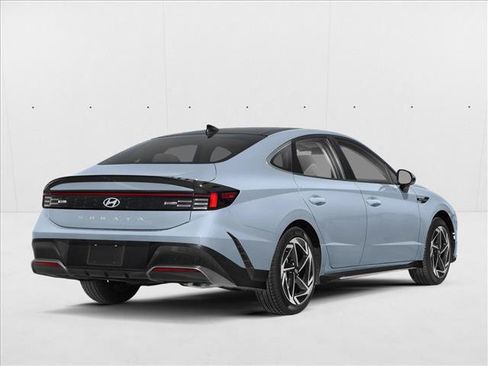 New 2025 Hyundai Sonata SEL FWD image 2