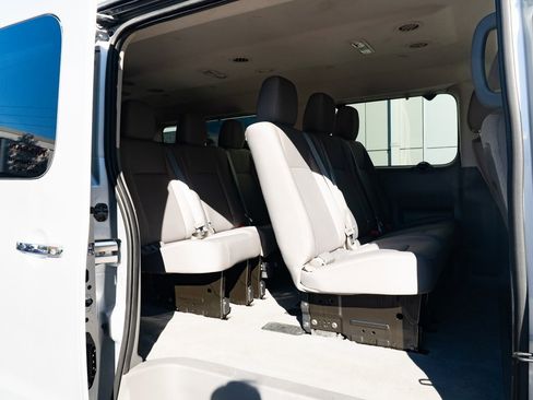 Used 2020 Nissan NV 3500 SV image 21