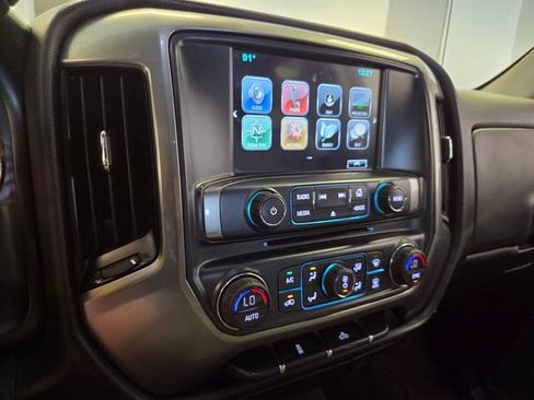 Used 2018 Chevrolet Silverado 1500 LT w/ LT Eassist Package RWD image 21