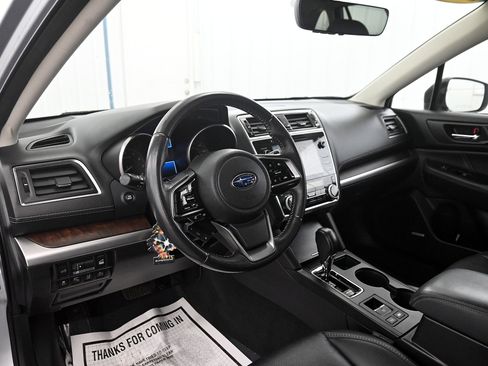 Used 2019 Subaru Outback 2.5i Limited image 6