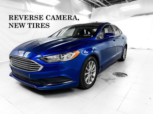 Used 2017 Ford Fusion SE image 1