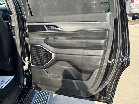 New 2026 Jeep Grand Wagoneer Limited image 34