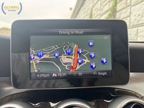 Used 2017 Mercedes-Benz GLC 300 w/ Premium 1 Package image 29