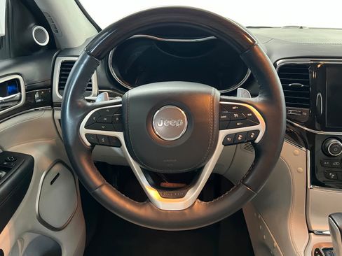 Used 2021 Jeep Grand Cherokee Summit AWD/4WD image 12
