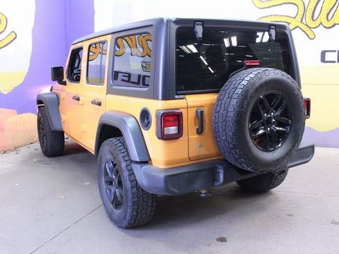 Used 2018 Jeep Wrangler Unlimited Sport w/ Technology Group image 6