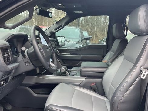 Used 2024 Ford F150 Lightning Lariat image 18