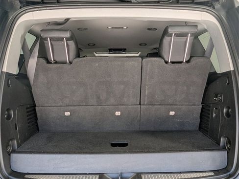 Used 2020 GMC Yukon SLT w/ Premium Edition image 27