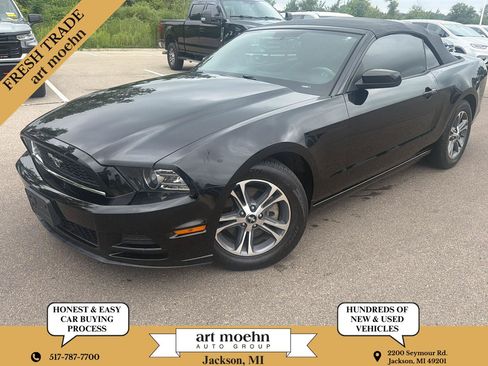 Used 2014 Ford Mustang Premium RWD image 1