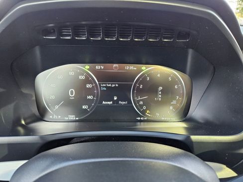 Used 2016 Volvo XC90 T5 Momentum image 21