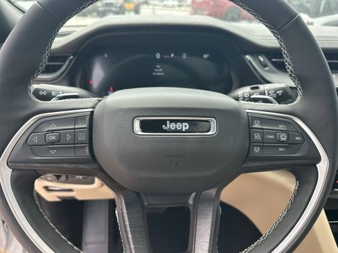 New 2026 Jeep Grand Cherokee L Limited AWD/4WD image 21