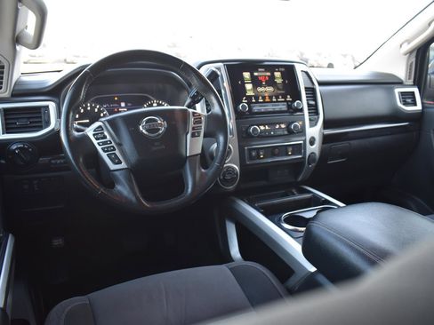 Used 2021 Nissan Titan SV w/ SV Convenience Package image 33