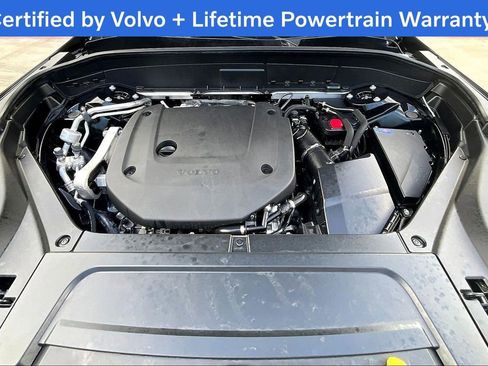 Certified 2025 Volvo XC90 B6 Plus image 12