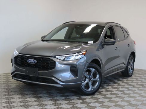 Used 2024 Ford Escape ST-Line image 1