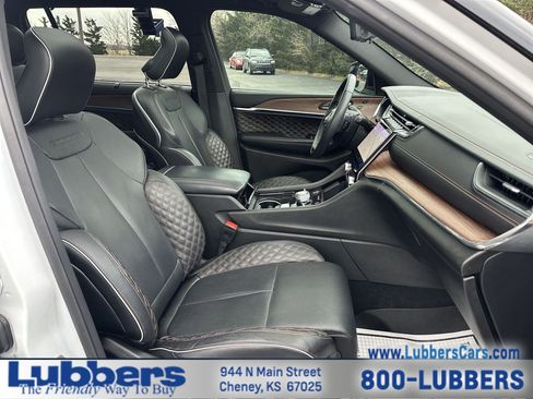 Used 2024 Jeep Grand Cherokee L Summit w/ Advanced Protech Group IV image 25