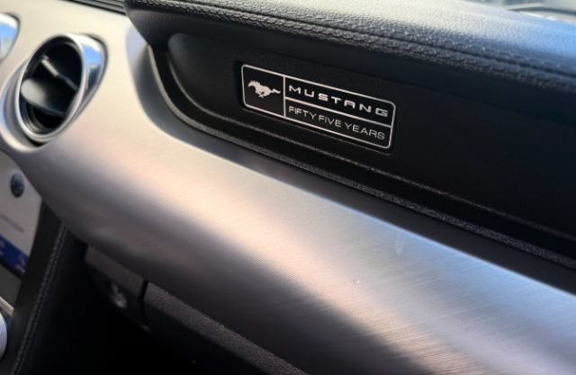 Used 2020 Ford Mustang Premium RWD image 26