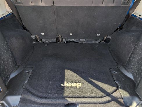 Used 2016 Jeep Wrangler Unlimited Sport w/ Quick Order Package 24S image 31