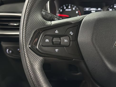 Used 2023 Chevrolet TrailBlazer LS image 22