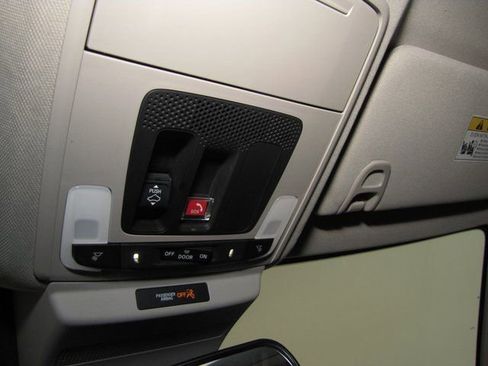 Certified 2023 Honda Accord EX image 8