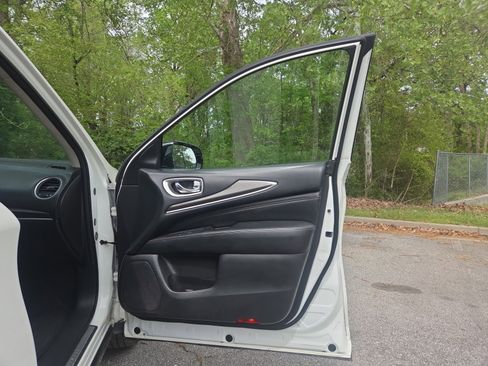 Used 2016 INFINITI QX60 AWD w/ Premium Package image 27