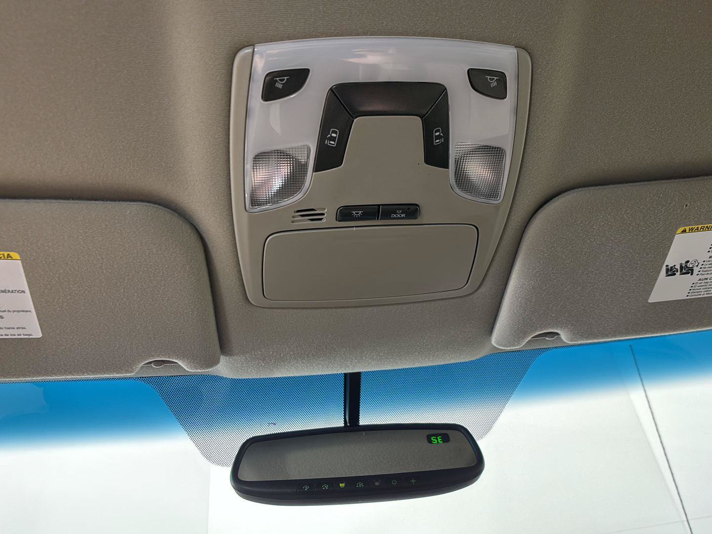 Used 2012 Toyota Sienna LE w/ Towing Pkg FWD image 36
