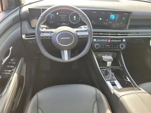 New 2025 Hyundai Santa Cruz Limited image 14