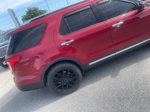 Used 2017 Ford Explorer Limited AWD/4WD image 12