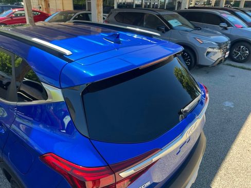 Certified 2023 Kia Seltos S w/ Navigation Package FWD image 35
