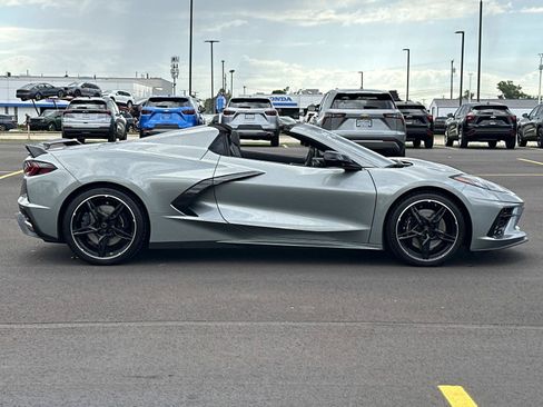 Used 2023 Chevrolet Corvette Stingray Preferred Conv w/ Z51 Performance Package RWD image 5