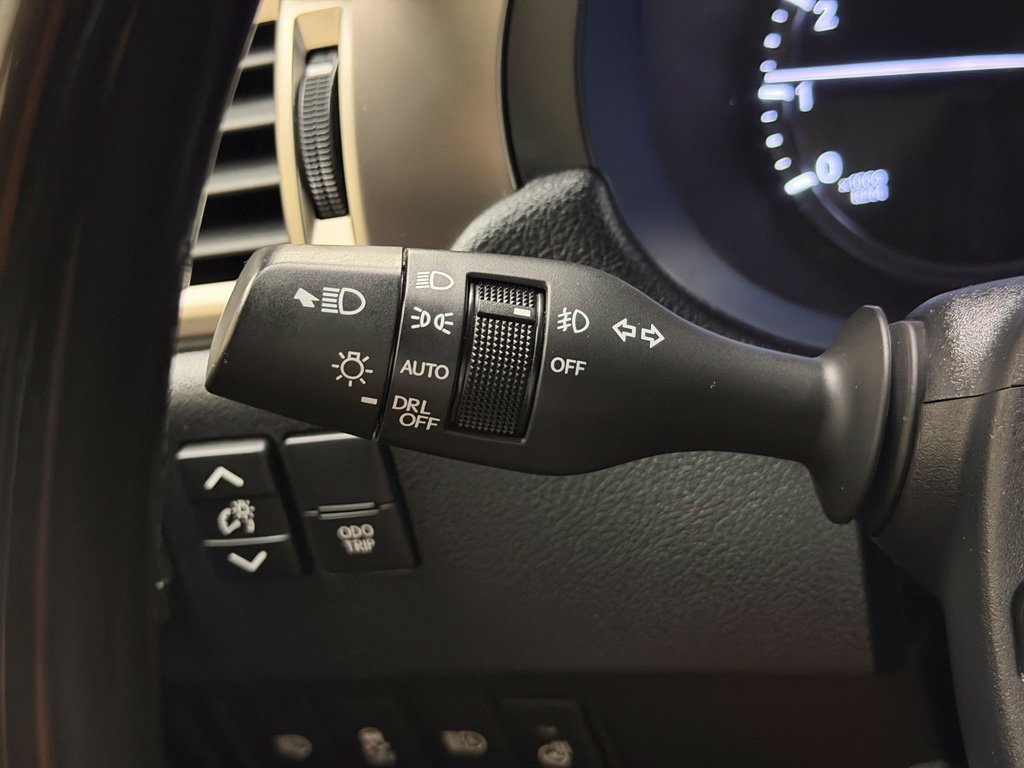 Used 2021 Lexus GX 460 Premium w/ Premium Package AWD/4WD image 22